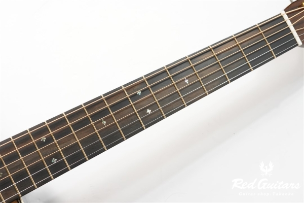 OM-28E Modern Deluxe